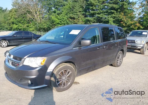 2017 Dodge Grand Caravan Sxt z USA, uszkodzony, nr VIN 2C4RDGCG1HR728795